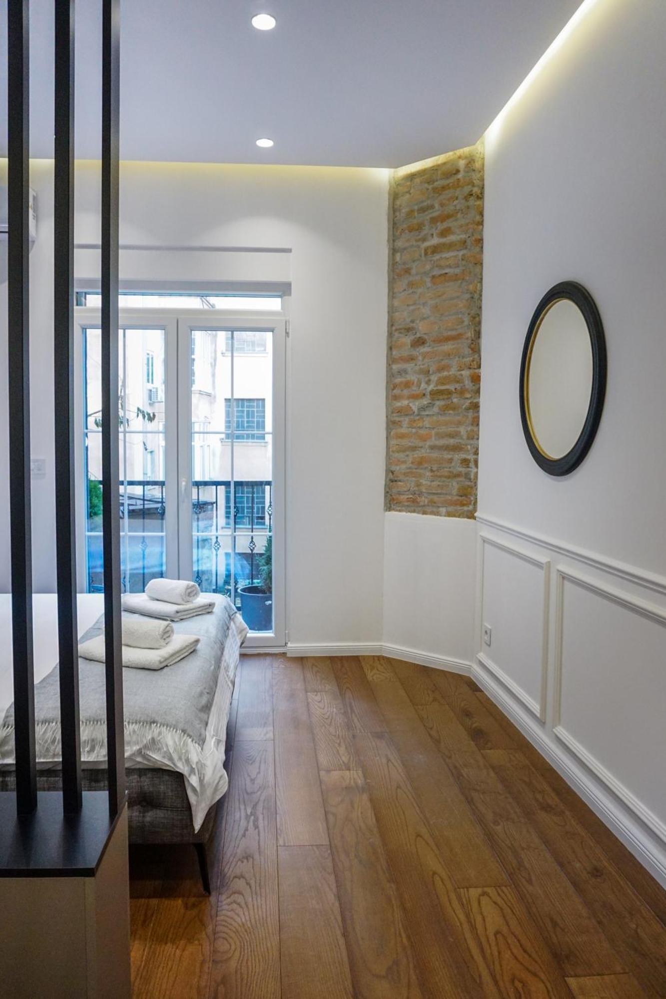 Life Apartment