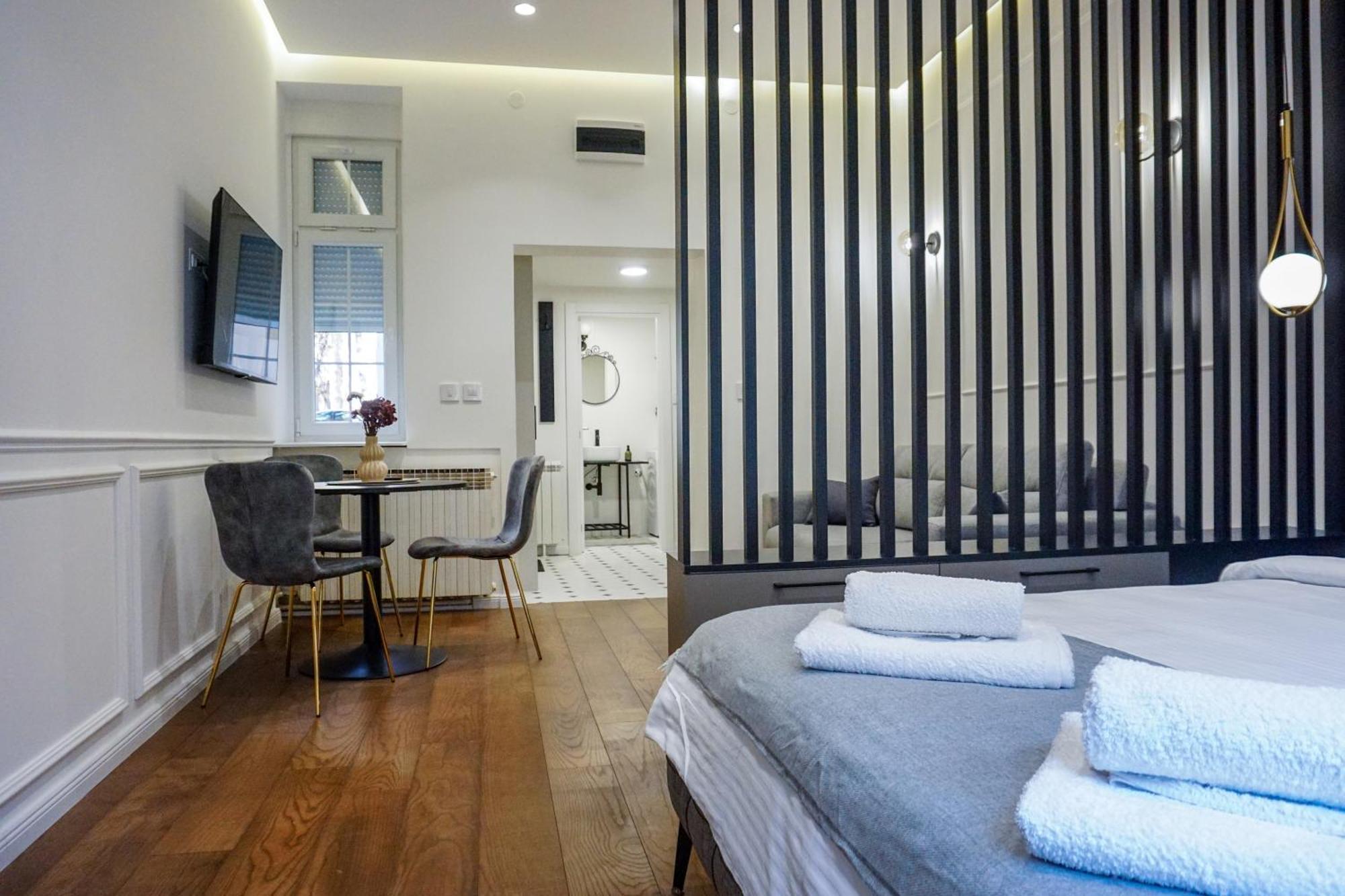 Life Apartment *